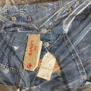 Levi’s Ladies Trucker Jacket size L